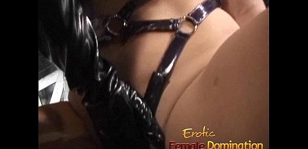  Juicy slave doesnt make a sound as the mistress plays with her-6